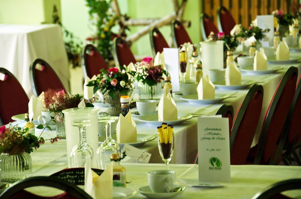 Pension Zum Hirsch Goda ภายนอก รูปภาพ